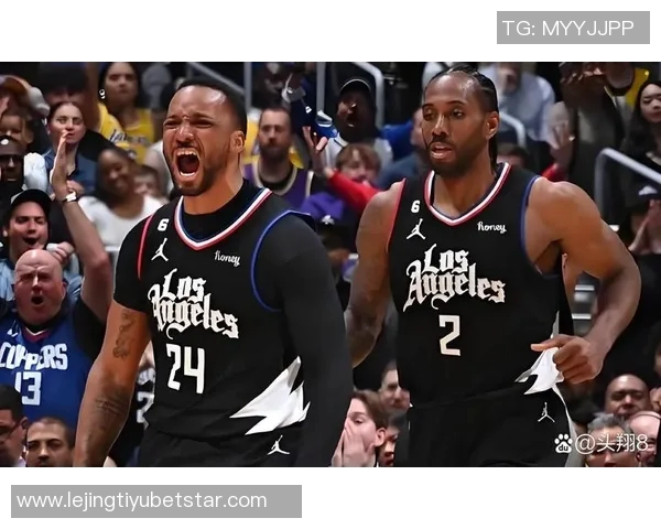 鲍威尔直言球队防守被动对手在禁区内进攻极具侵略性